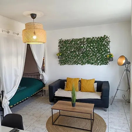 Couturier Lovely Proche Centre Apartamento Reims
