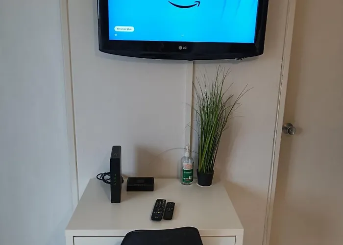 Couturier Lovely Proche Centre *